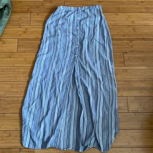hollister maxi skirt, size small